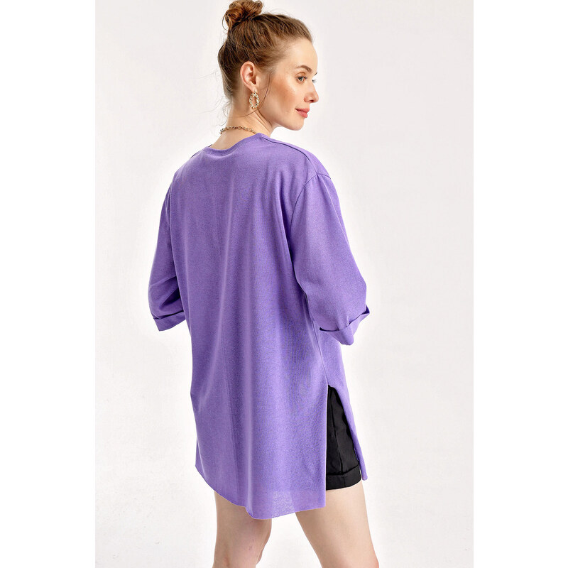 Bigdart 4123 Oversized T-Shirt with a slit - Purple