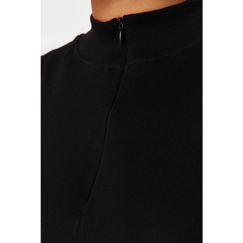 Trendyol Curve Black Zipper Knitted Blouse