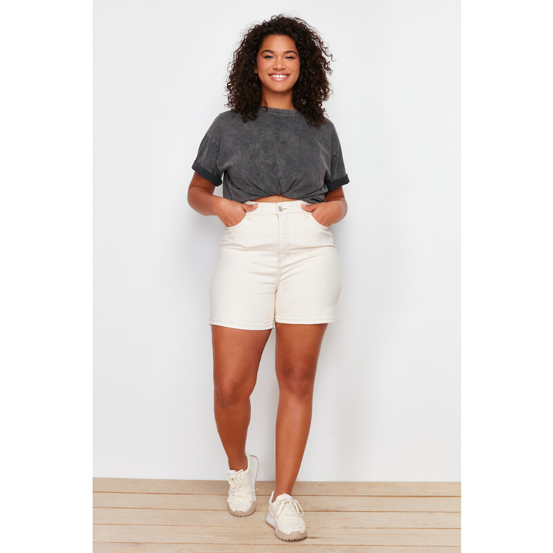 Trendyol Curve Ecru Mom Shorts & Bermuda