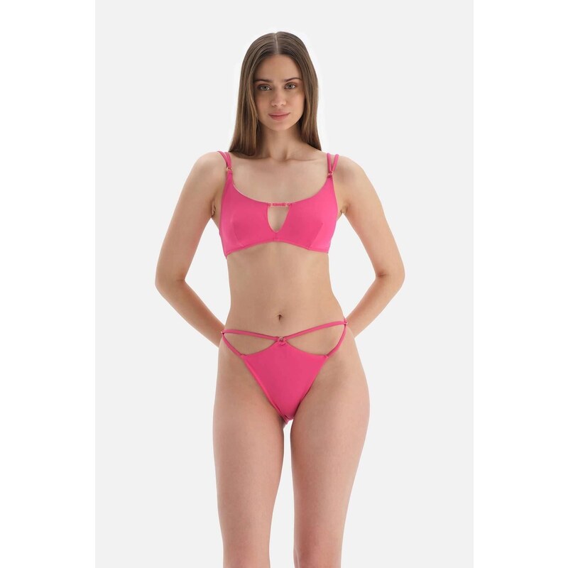 Dagi Fuchsia String Detailní brazilský spodní díl bikin