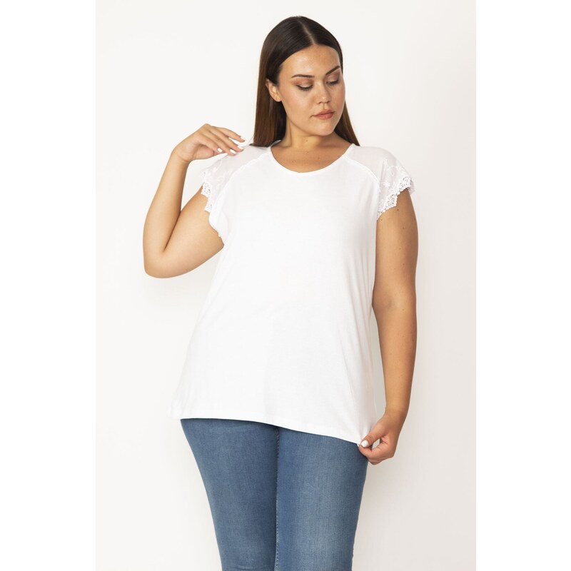 Şans Women's Plus Size White Raglan Sleeves Sleeves Embroidery And Lace Detail Cotton Fabric Blouse