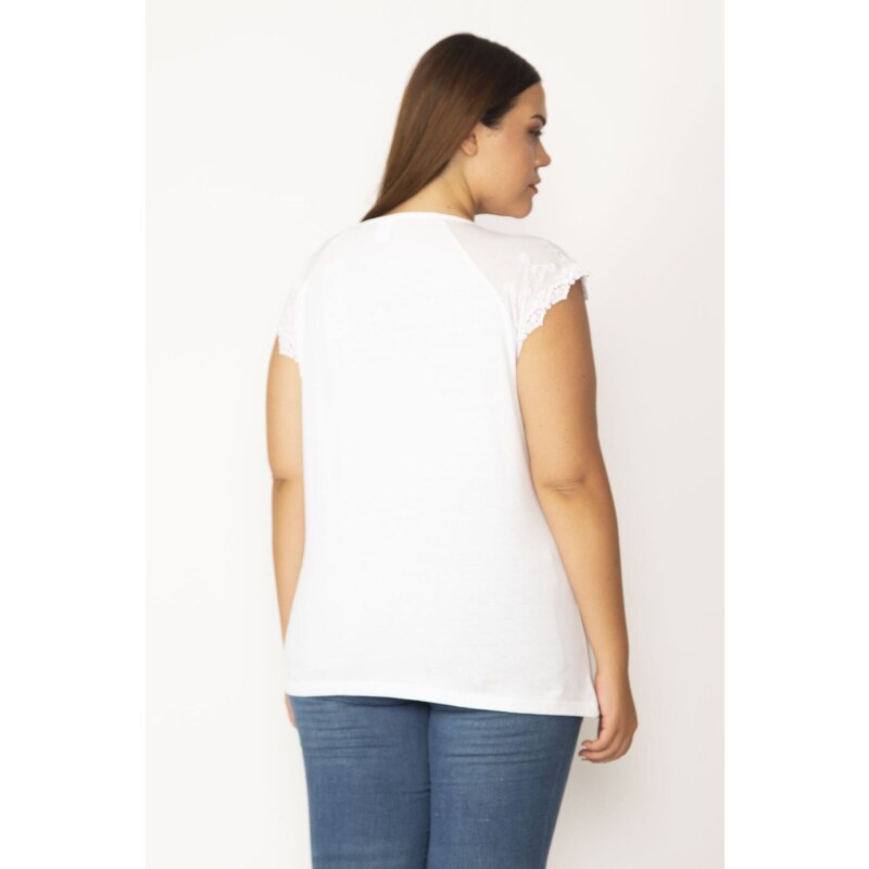 Şans Women's Plus Size White Raglan Sleeves Sleeves Embroidery And Lace Detail Cotton Fabric Blouse