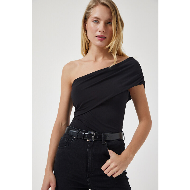 Happiness İstanbul Women's Black One-Shoulder Gathered Knitted Blouse