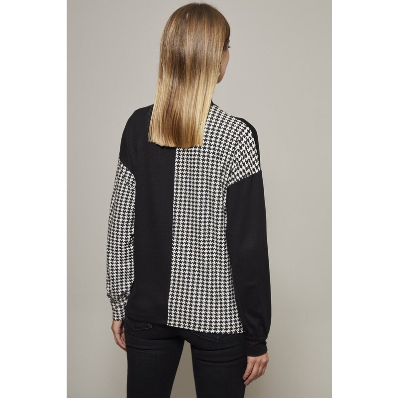 Cool & Sexy Women's Black and White Half Turtleneck Cowskin Print Blouse Yi2037