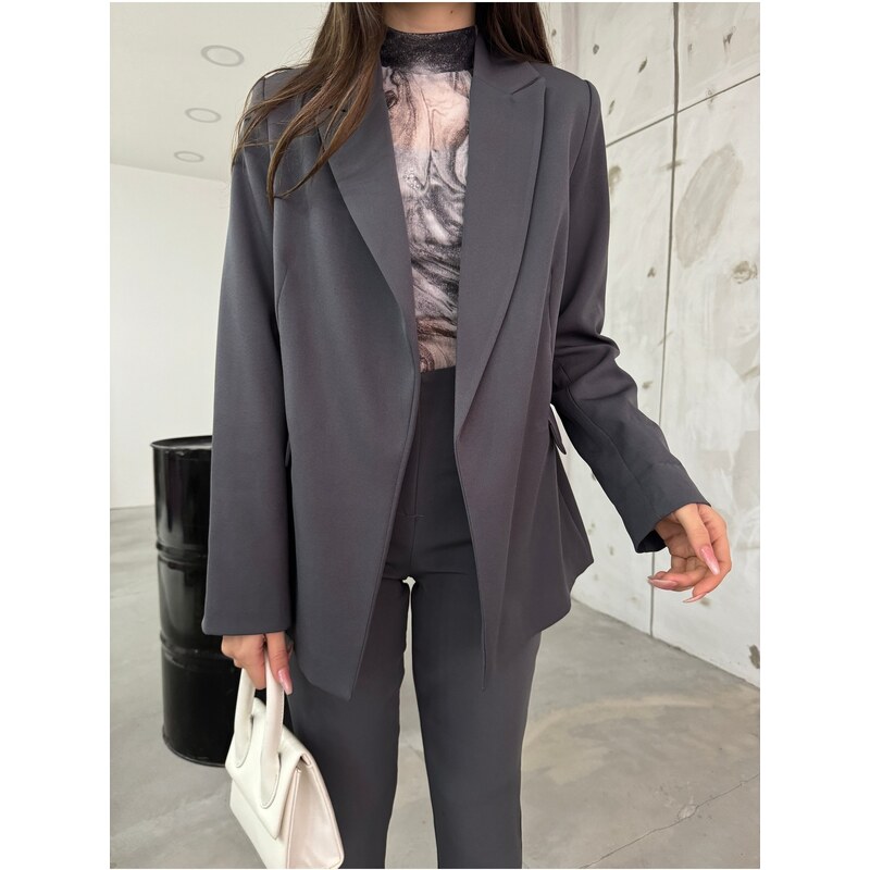 BİKELİFE Women's Classic Collar Pocket Detailed Lined Blazer Jacket