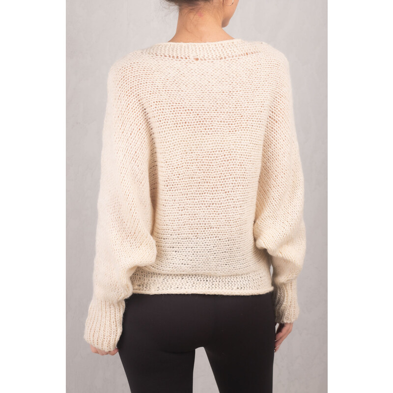 armonika Women's Cream Bat Sleeve Fluffy Knitwear Sweater