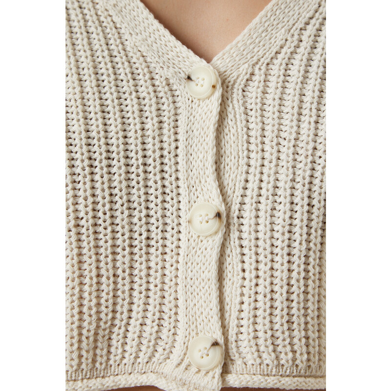 Happiness İstanbul Women's Cream V-Neck Seasonal Crop Knitwear Cardigan