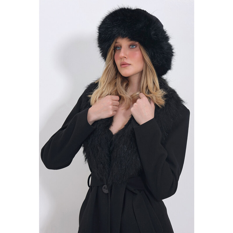 Trend Alaçatı Stili Women's Black Faux Für Flared Hat