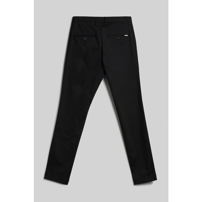 KALHOTY GANT SLIM SPORTS CHINOS černá 32/32