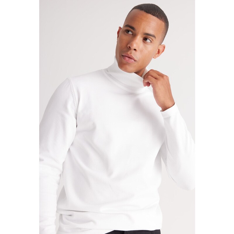 ALTINYILDIZ CLASSICS Men's Ecru Standard Fit Regular Cut Full Turtleneck Knitwear Sweater.