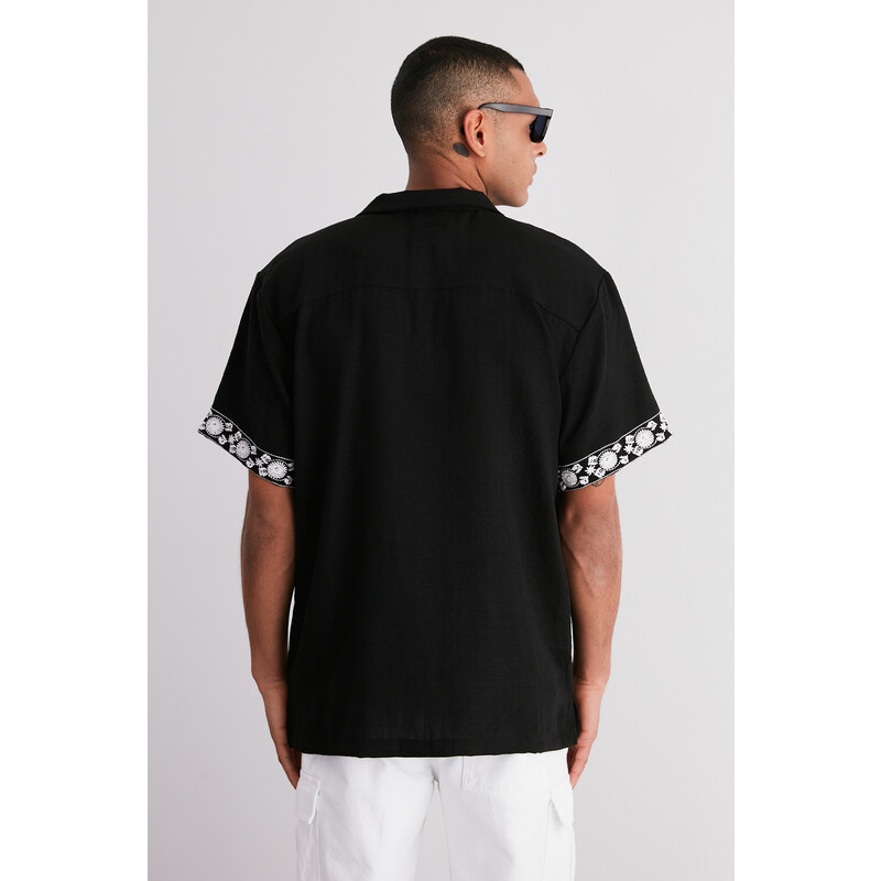 Trendyol Limited Edition Black Oversize Fit Embroidery Detailed Shirt