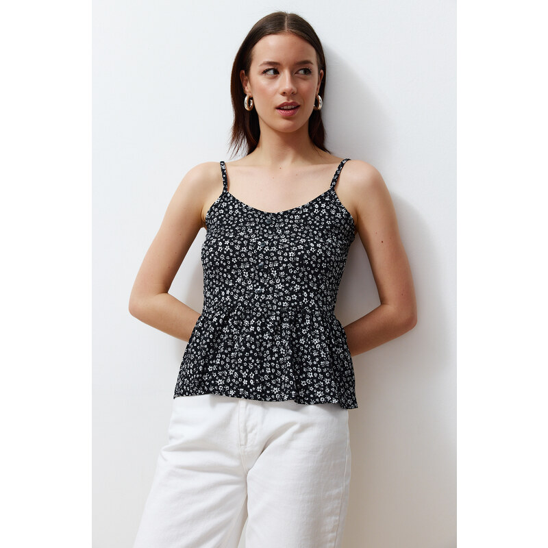 Trendyol Black Strap and Button Gooseberry/Textured Regular/Regular Fit Knitted Blouse