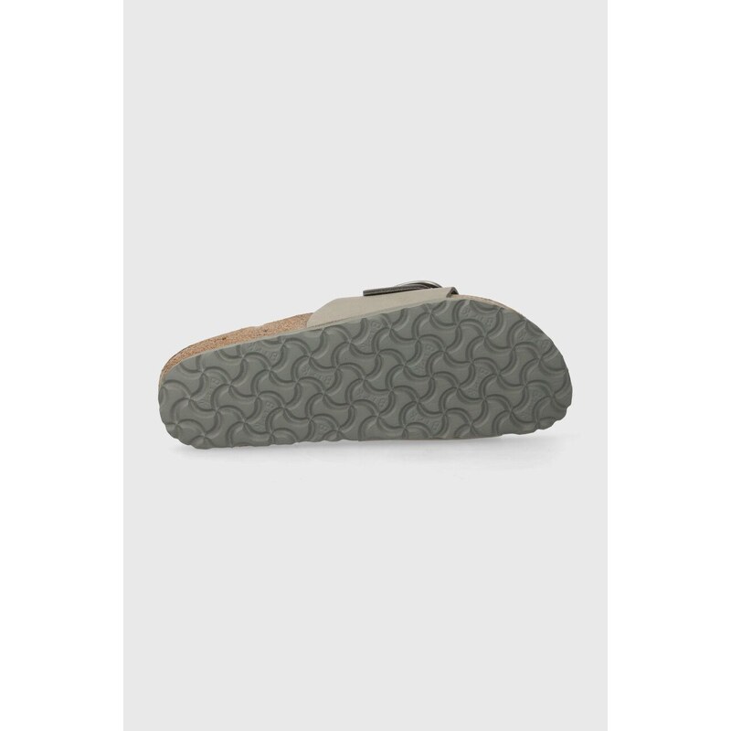 Nubukové pantofle Birkenstock Madrid Big Buckle šedá barva, 1022176