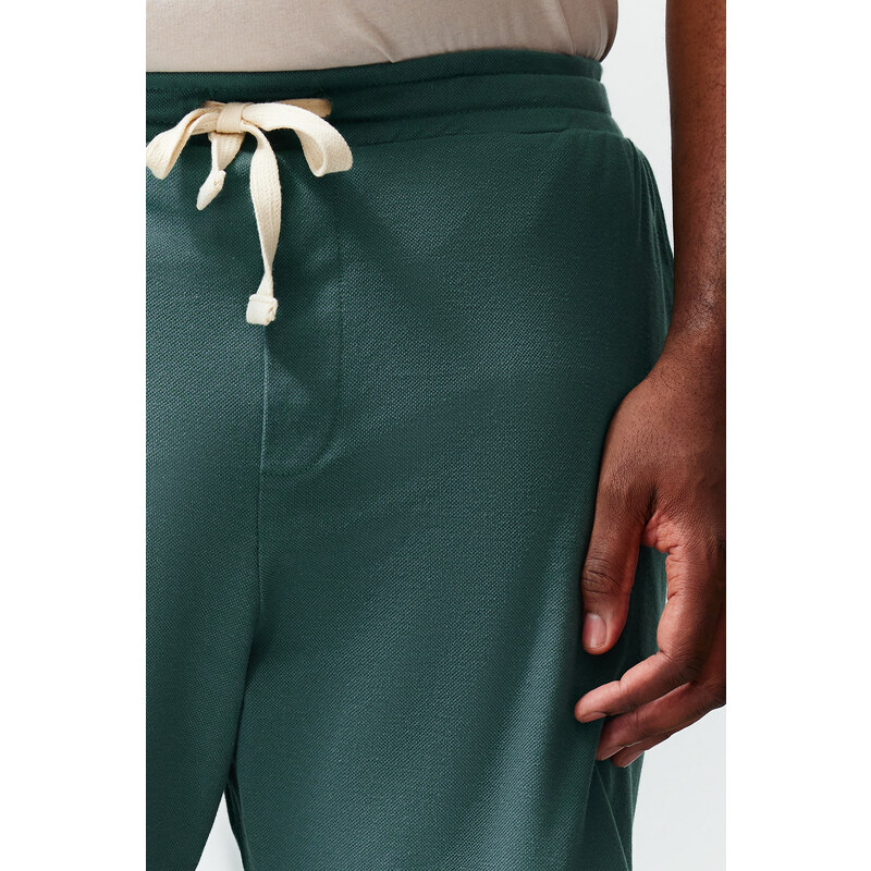 Trendyol Plus Size Emerald Green Regular Cut Comfortable 100% Cotton Shorts