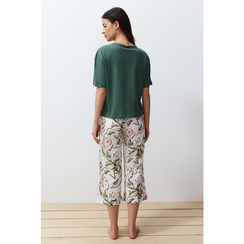 Trendyol Green Cotton Floral Capri Knitted Pajamas Set