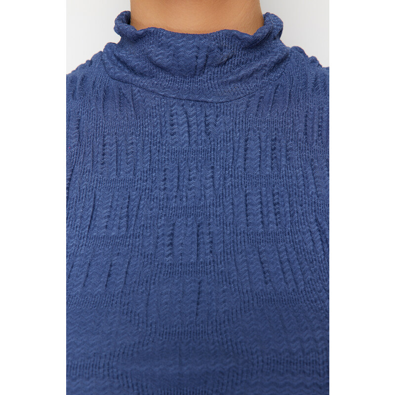 Trendyol Indigo Premium High Neck Fitted Crop Textured Stretch Knitted Blouse