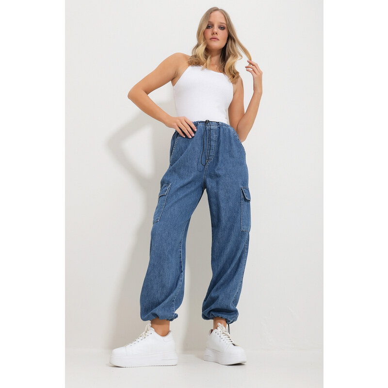 Trend Alaçatı Stili Women's Blue Waist And Leg Elastic Pocket Cargo Jogger Pants