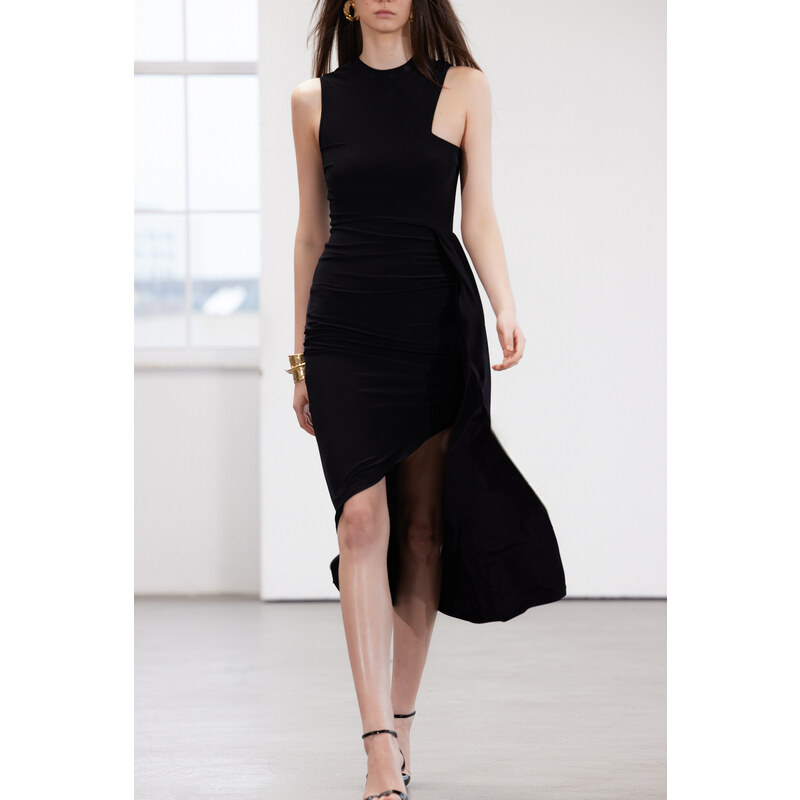 Trendyol Black Limited Edition High Neck Belt Detail Body-fitted Flexible Knitted Maxi Dress