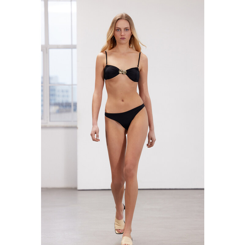 Trendyol Limited Edition Black Plain Strapless Regular Bikini Set with Accessories