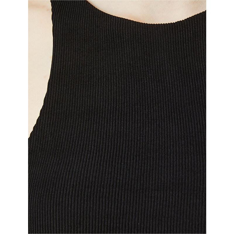 Koton Halterneck Asymmetrical Collar Crop Singlet