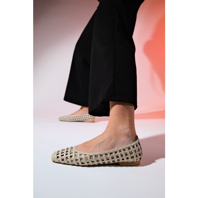 LuviShoes ARCOLA Beige Knitted Patterned Women's Flat Shoes