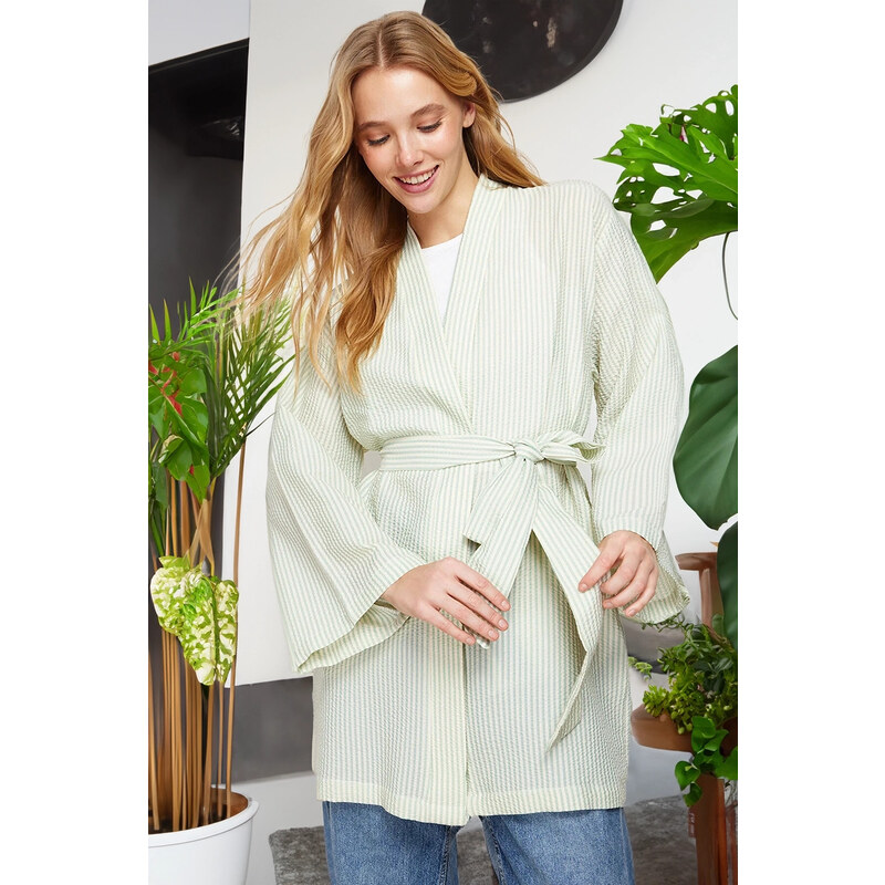 Trendyol Mint Páskovaný tkaný Seeer Pruhované kimono & Kaftan