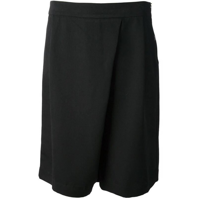 Kai-Aakmann Loose Fit Bermuda Shorts