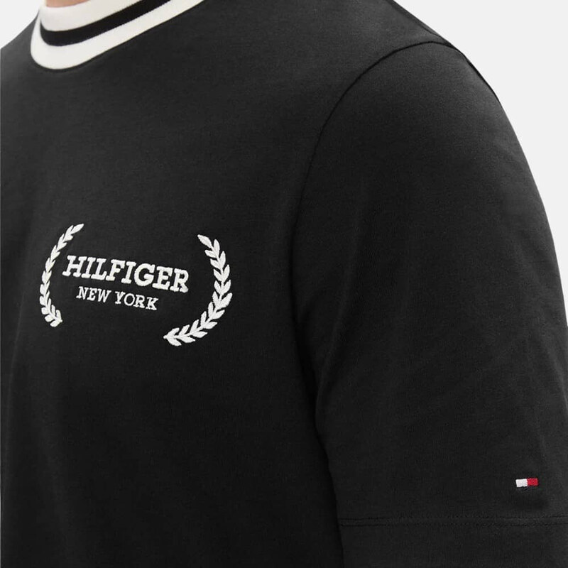 Pánské černé triko Tommy Hilfiger 55739
