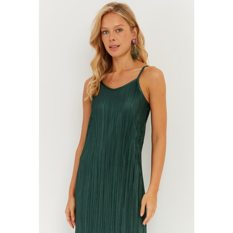 Cool & Sexy Women's Emerald Green Pleated Strappy Midi Dress