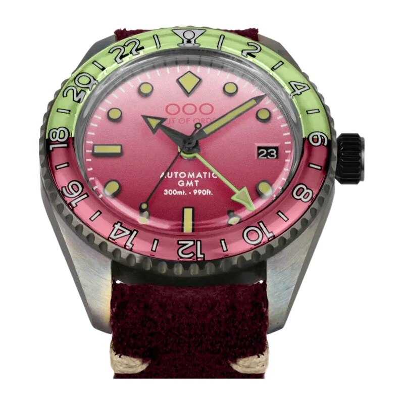 Out Of Order Watches Stříbrné pánské hodinky Out Of Order s koženým páskem Cosmopolitan GMT 40MM Automatic