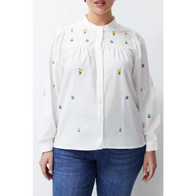 Trendyol Curve Ecru Embroidered Woven Shirt