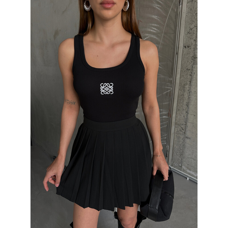 Laluvia Black Pleated Mini Skirt