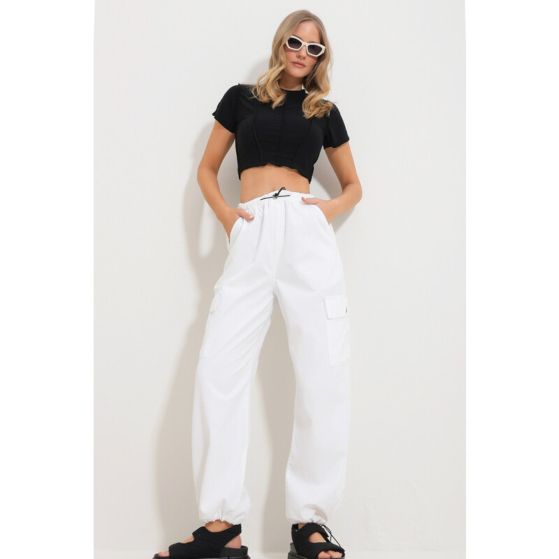 Trend Alaçatı Stili Womens White Elastic Waist And Cuff Cargo Jogger 90924380