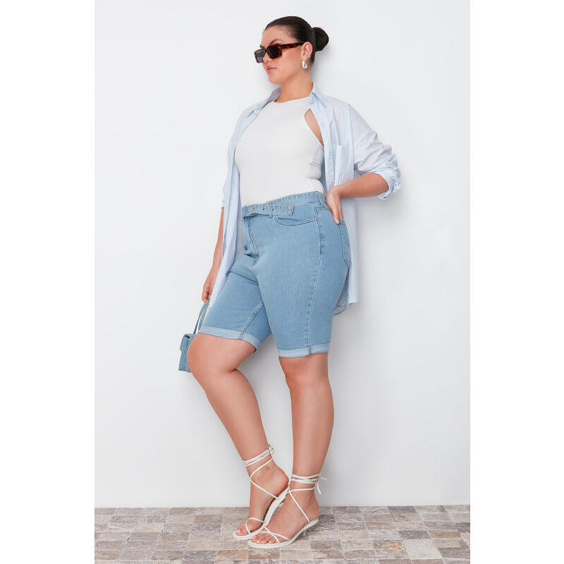 Trendyol Curve Light Blue Belted Stretchy Skinny Denim Shorts