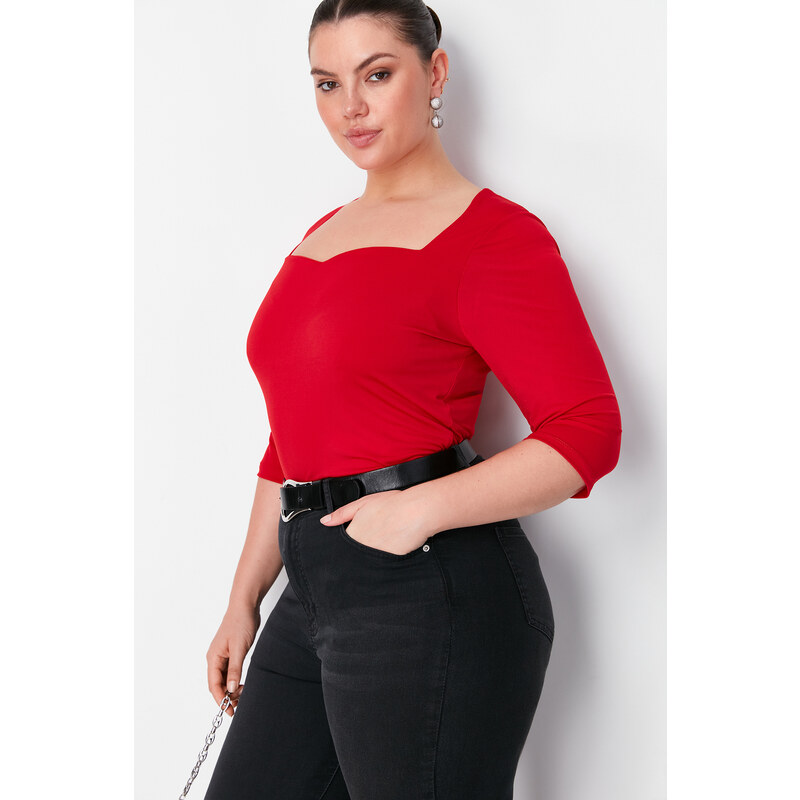 Trendyol Curve Red Heart Neck Fitted Knitted Blouse