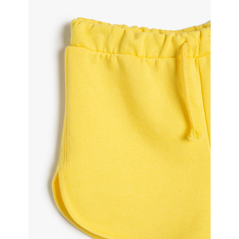 Koton Elastic Waist. Normal Yellow Girls' Shorts 3skg40058ak