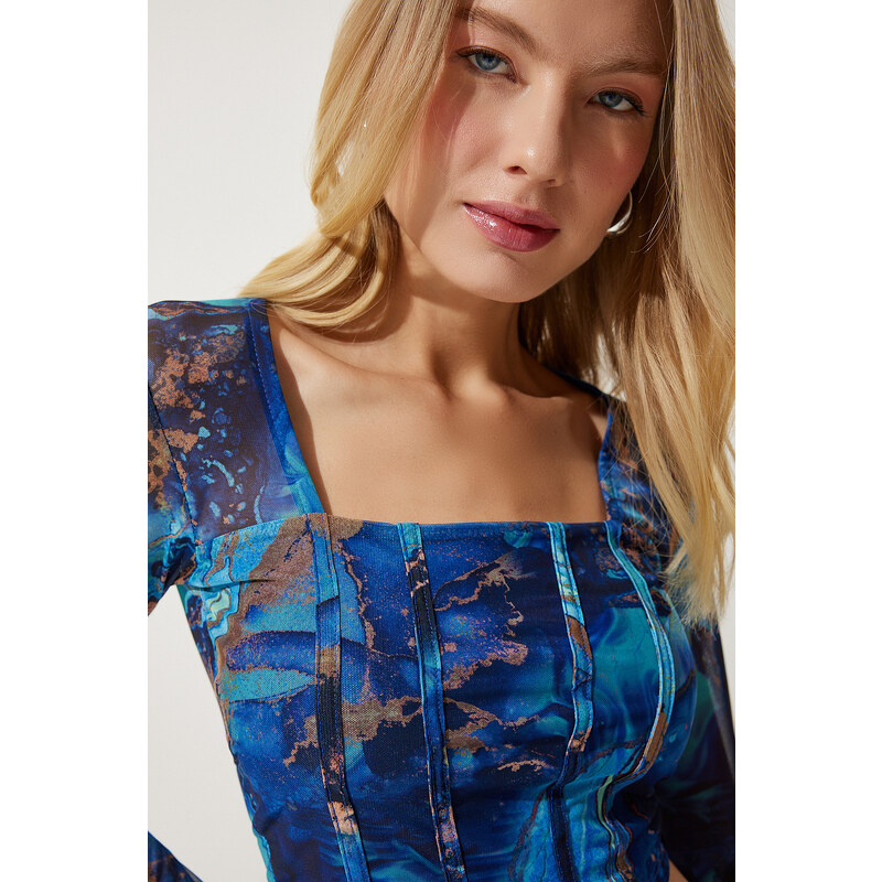 Happiness İstanbul Women's Blue Patterned Crop Chiffon Blouse