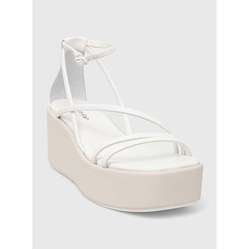 Kožené sandály Calvin Klein WEDGE SANDAL 30 LTH dámské, bílá barva, na platformě, HW0HW01949