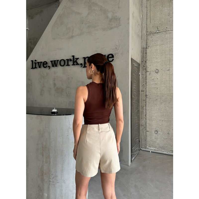 Laluvia Bitter Brown Barbell Neck Ribbed Undershirt