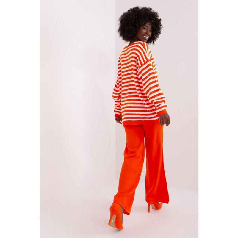 MladaModa 2-dílná souprava pruhovaného svetru a kalhot model 20961 oranžová