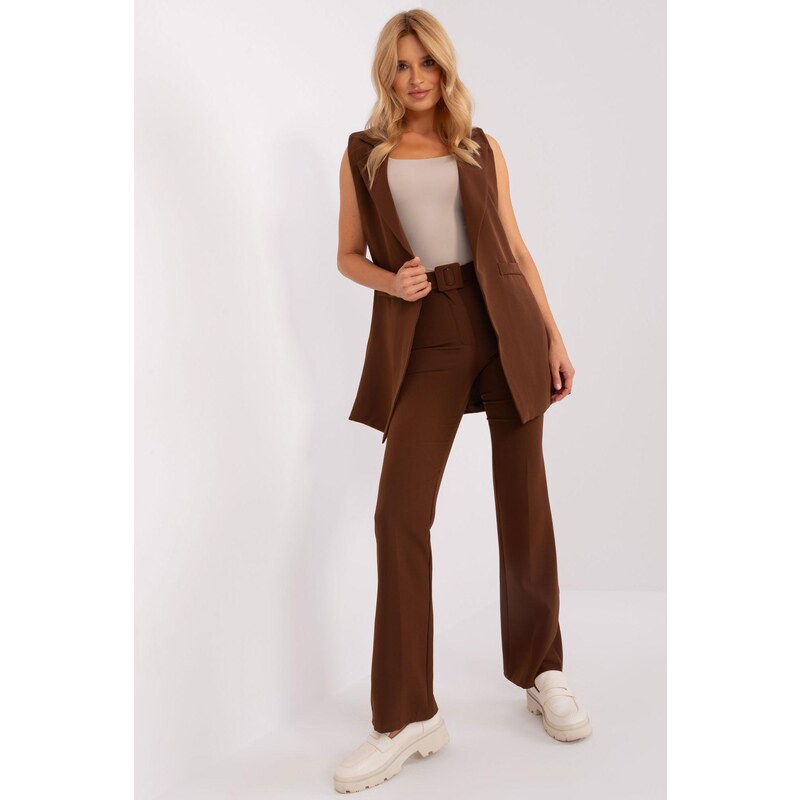 MladaModa Elegantní komplet saka a kalhot model 06913 hnědý