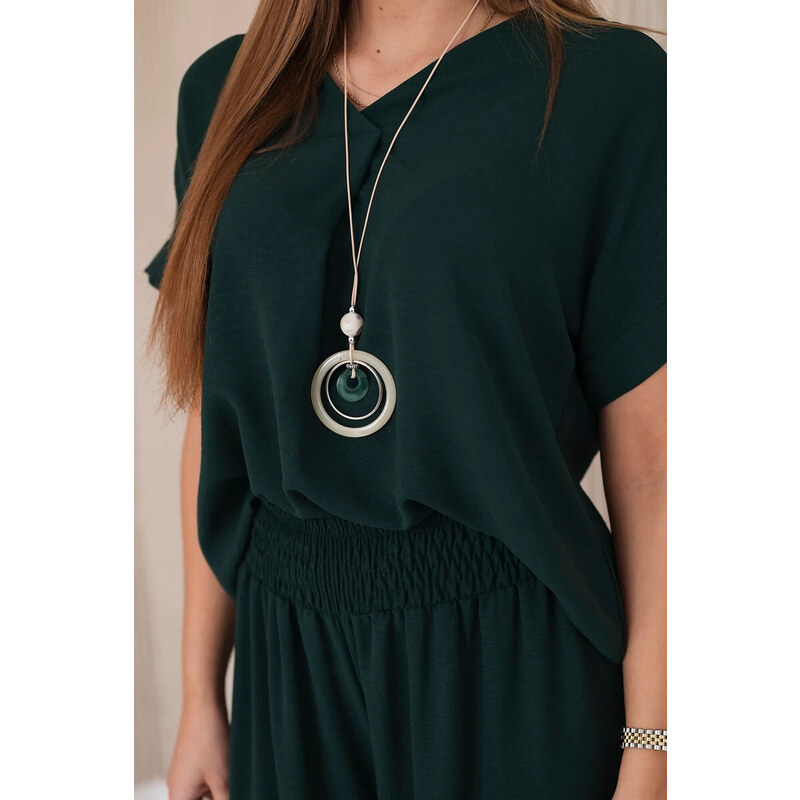 K-Fashion Komplet s náhrdelníkem halenka + kalhoty tmavě zelená