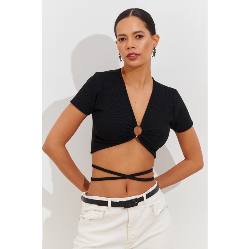 Cool & Sexy Women's Black Halterneck Crop Top