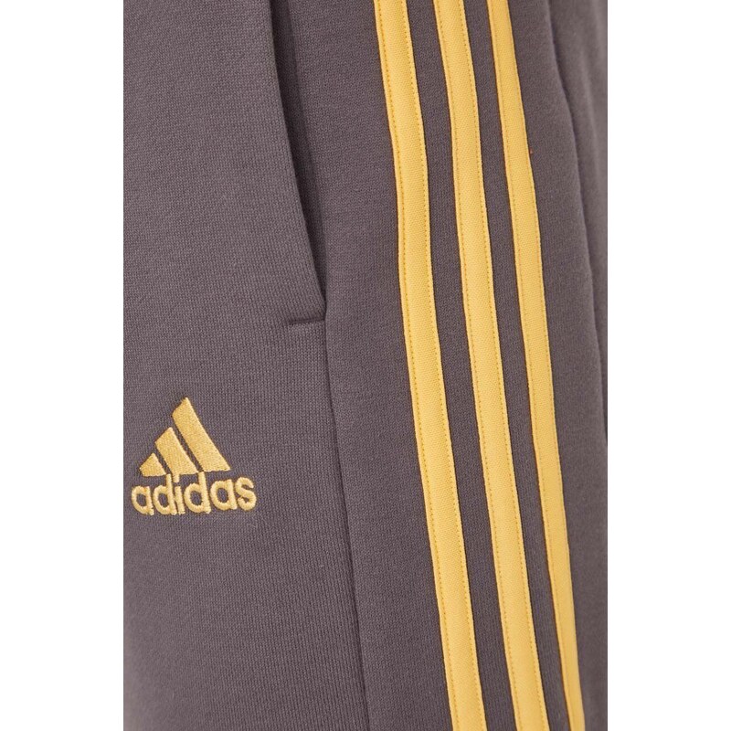 Bavlněné šortky adidas šedá barva, IS1346