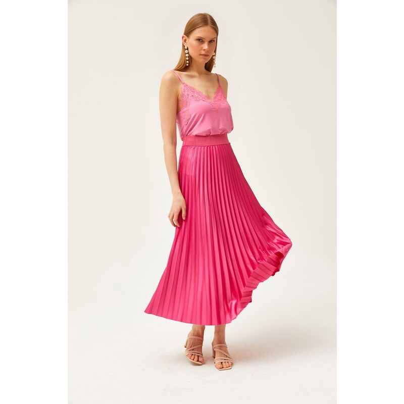 Olalook A-Line Pleated Skirt With Fuchsia Leather Look