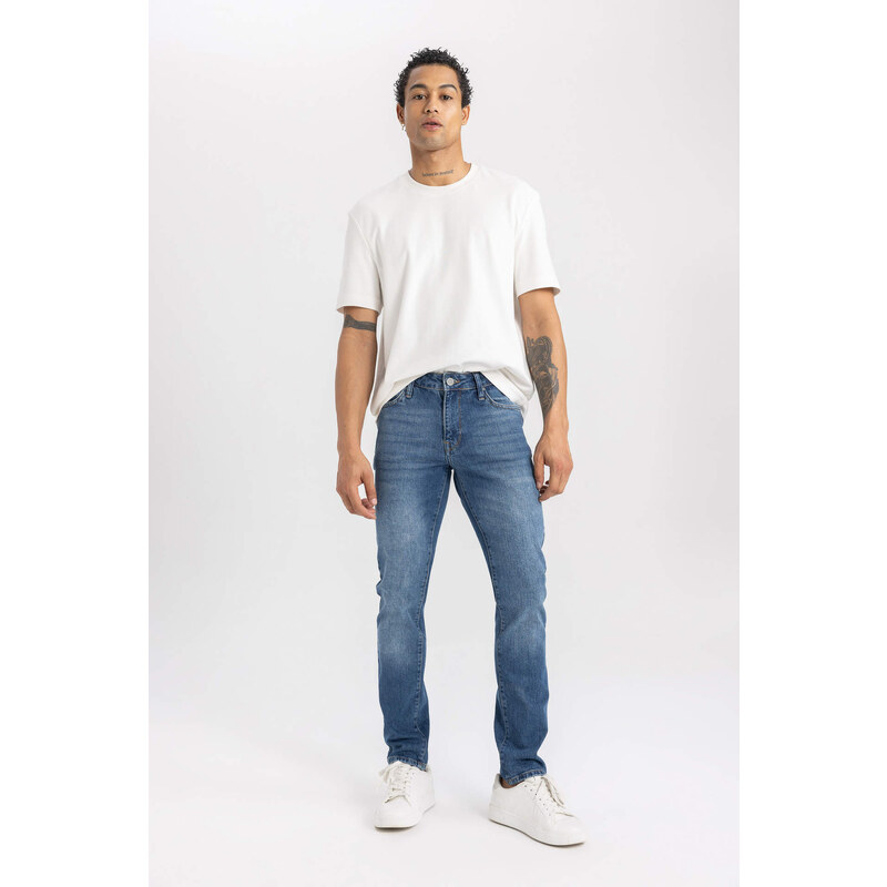 DEFACTO Pedro Slim Fit Normal Waist Narrow Leg Jeans