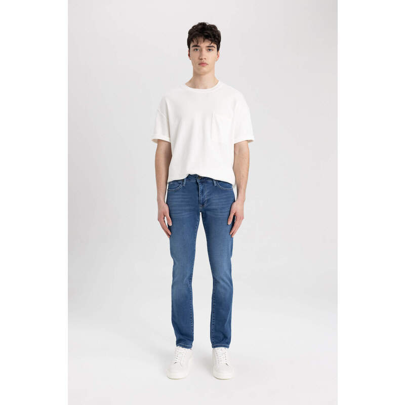 DEFACTO Pedro Slim Fit Normal Waist Jeans