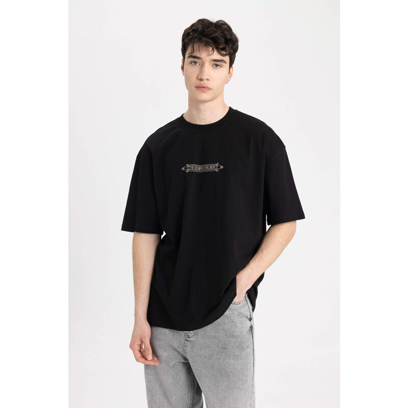 DEFACTO Oversize Fit Crew Neck T-Shirt