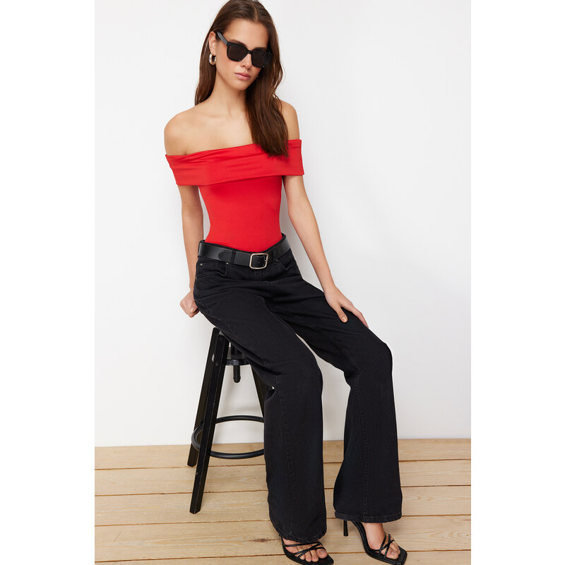 Trendyol Red Fitted Stretchy Knitted Madonna Collar Bodysuit 115606442