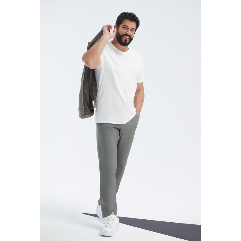 AC&Co / Altınyıldız Classics Men's Gray Slim Fit Casual Cut Jogger Pants with Tie Waist Side Pockets.